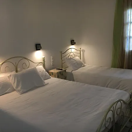 Katerina * Πλατύς Γιαλός