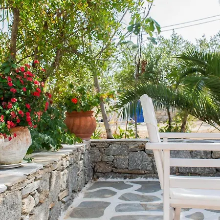 Ξενοδοχείο με διαμερίσματα Katerina Πλατύς Γιαλός